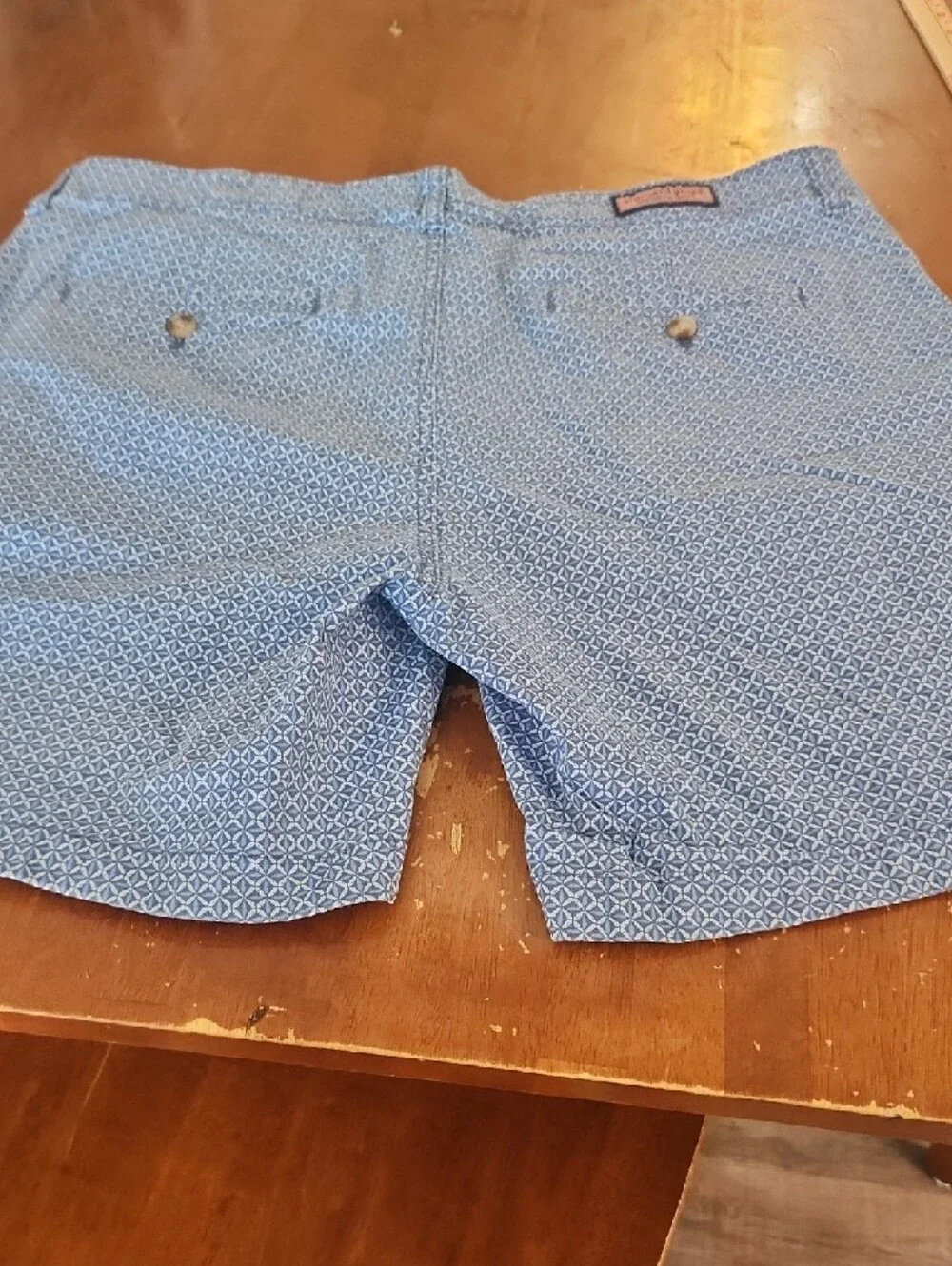 Vineyard Vines Men's Blue Geo-Print Flat Front Shorts Size 38